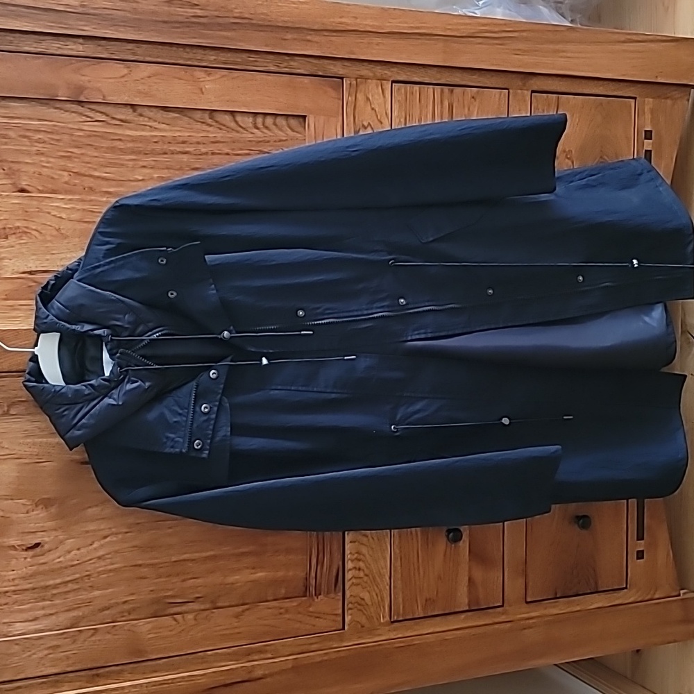Tahari windbreaker coat